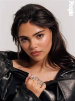 Ariana Greenblatt | Jblogx