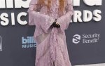 Exploring Florence Welch's Relationships: a Deep Dive into Her Love Life