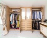 Mecca Windsor: Transforming Your Wardrobe with Style