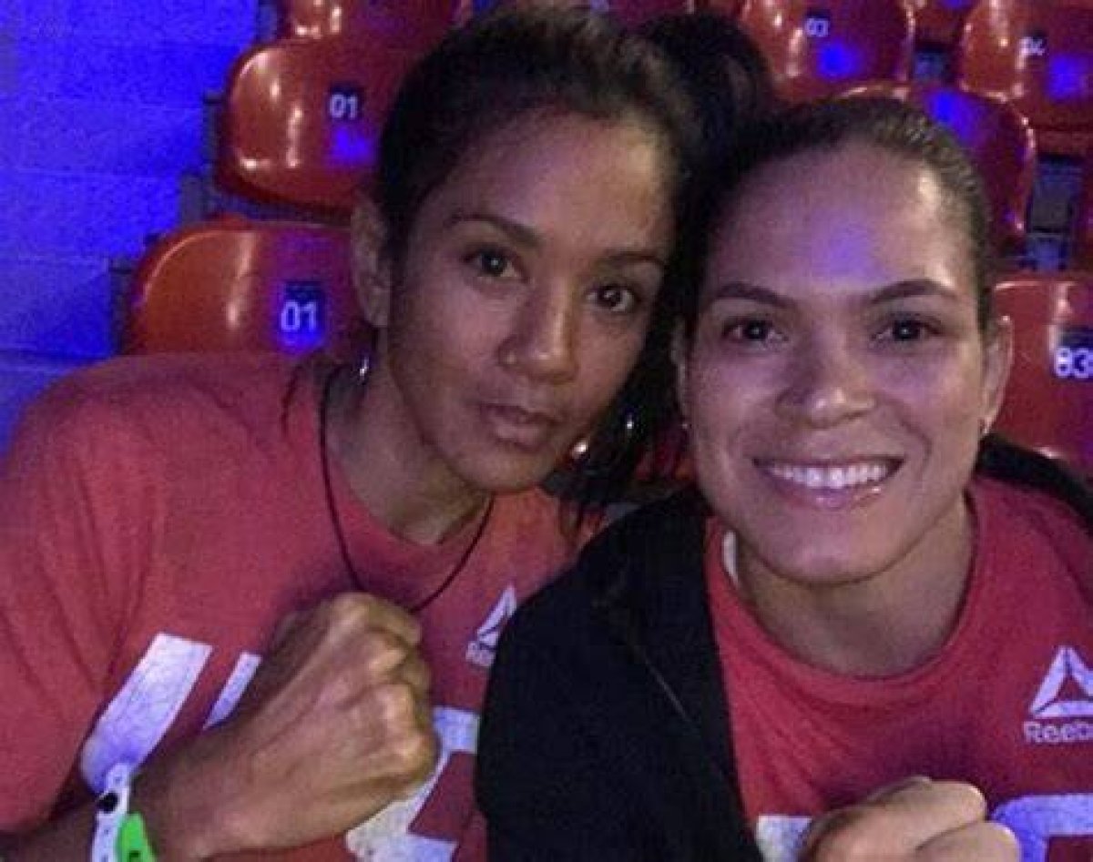 Who Is Amanda Nunes' Sister, Vanessa Nunes? Here's What We Know About the Brazilian Mma Fighter
